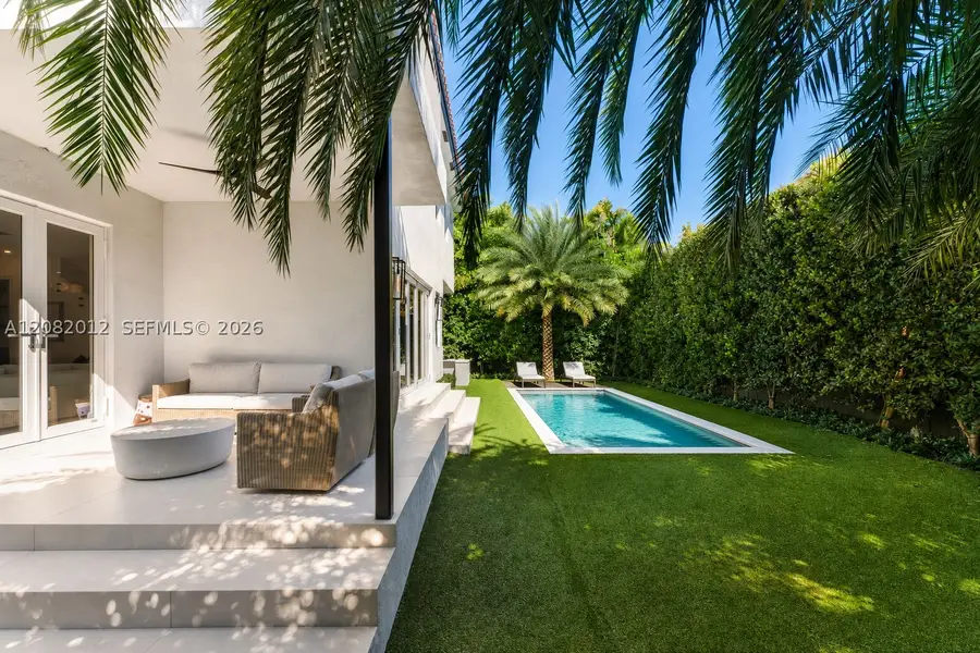 2181 N Bay Rd, Miami Beach, FL 33140 - #3