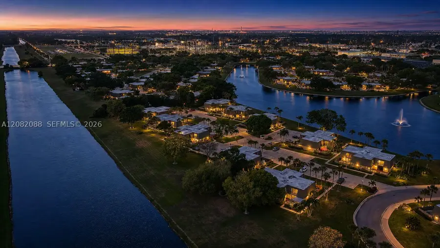 2404 24th Way, West Palm Beach, FL 33407 - #2