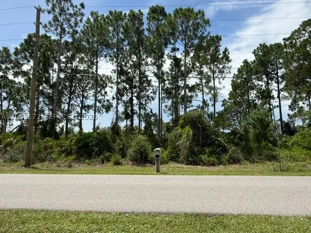 3607 Peugeot St, Sebring, FL 33872 - #1