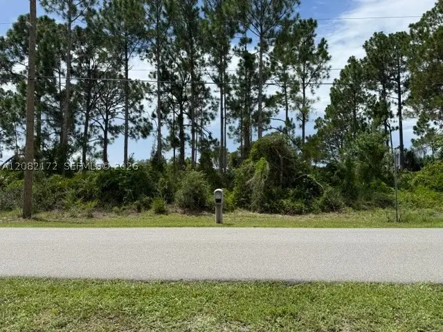 3607 Peugeot St, Sebring, FL 33872 - #2