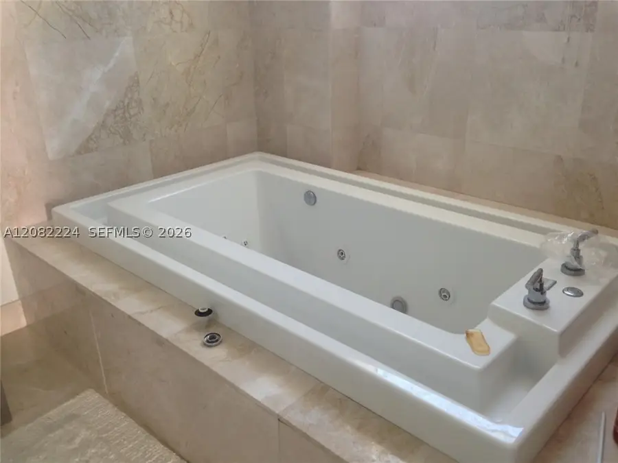 218 SE 14th St #2108, Miami, FL 33131 - #3