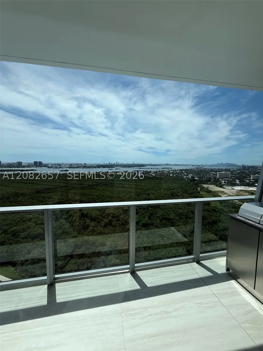 2411 Laguna Circle #2703, North Miami, FL 33181 - #2