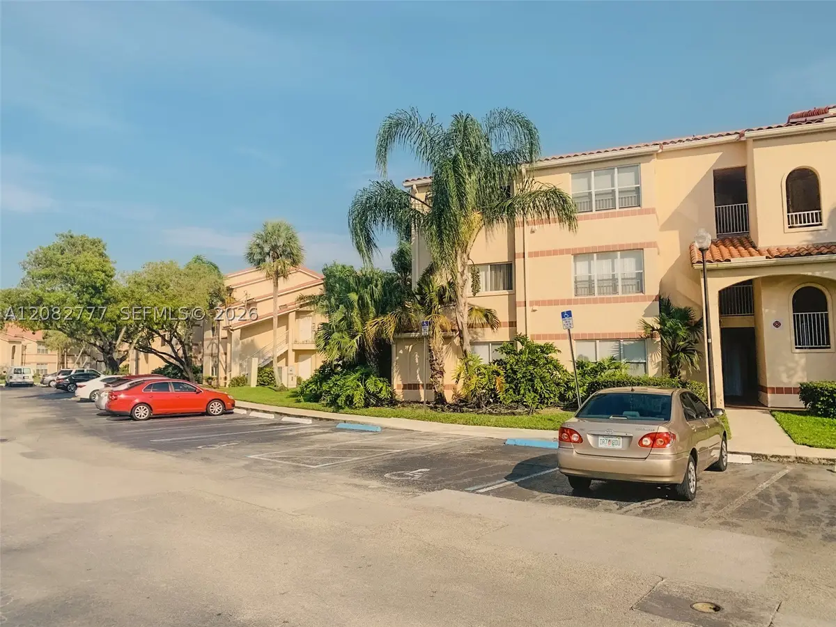 3380 N Pinewalk Dr N #1111, Margate, FL 33063 - #1