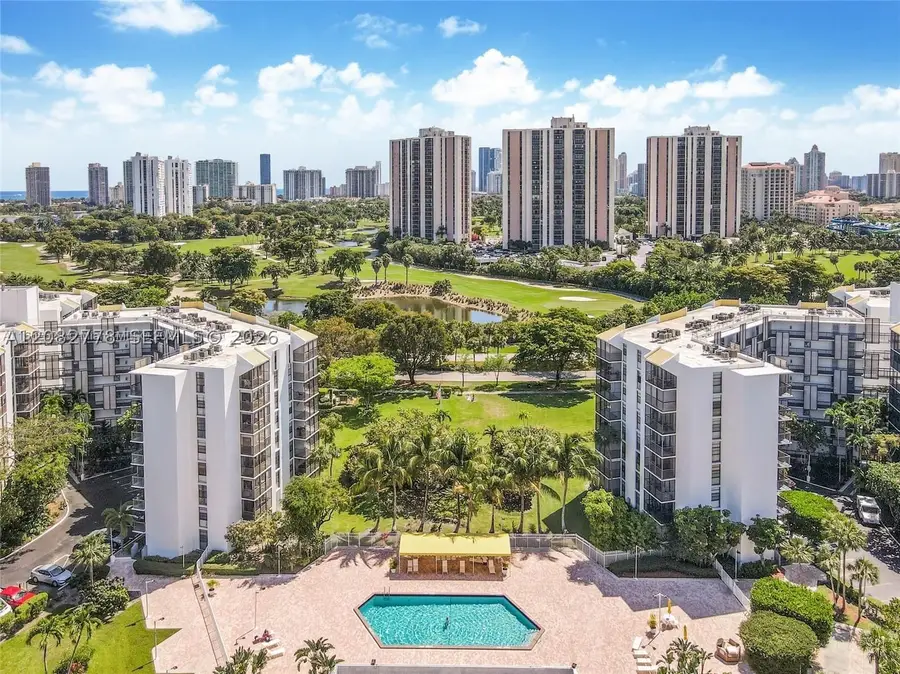 20500 W Country Club Dr #711, Aventura, FL 33180 - #3