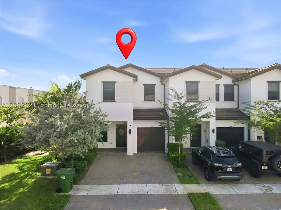 201 SW 159th Way, Pembroke Pines, FL 33027 - #2