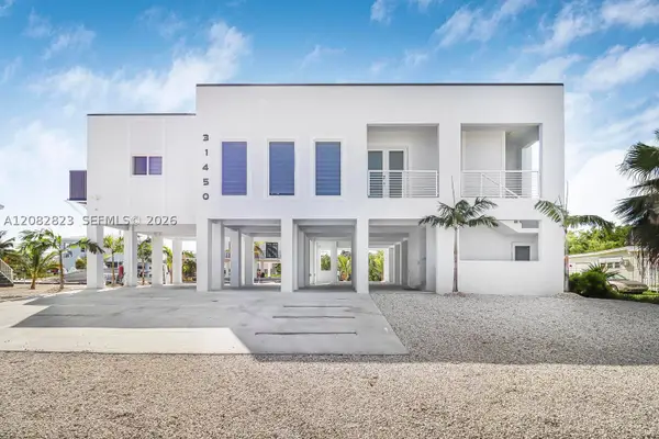 31450 Avenue G, Big Pine, FL 33043