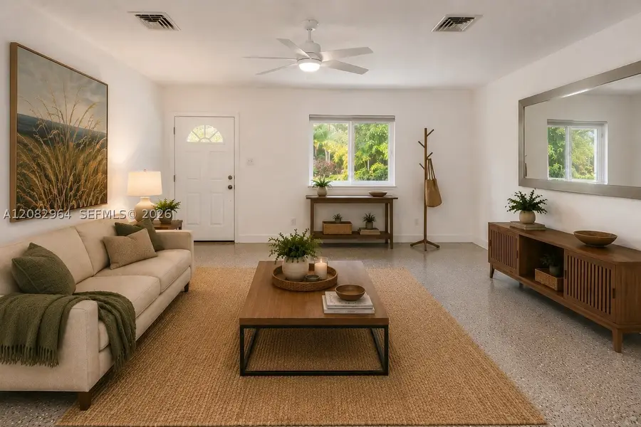 206 NE 5th Ave, Dania Beach, FL 33004 - #2