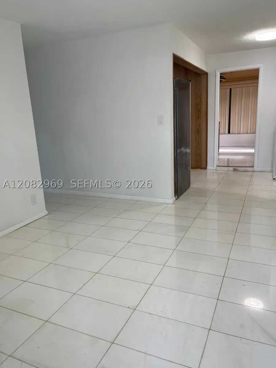 6104 NW 10th St, Margate, FL 33063 - #3