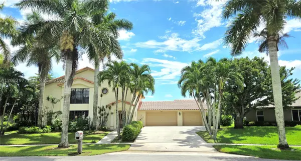 12724 Westport Cir, Wellington, FL 33414
