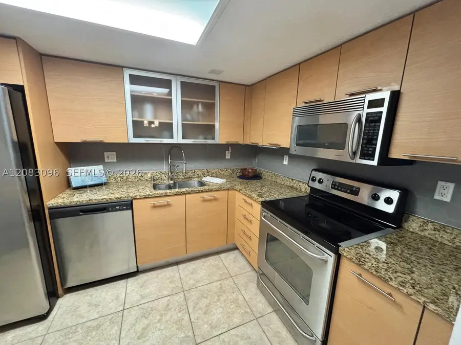 3300 NE 192nd St #PH16, Aventura, FL 33180 - #3