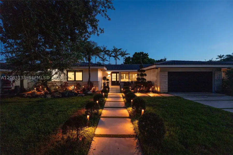 430 Miller Rd, Coral Gables, FL 33146 - #2