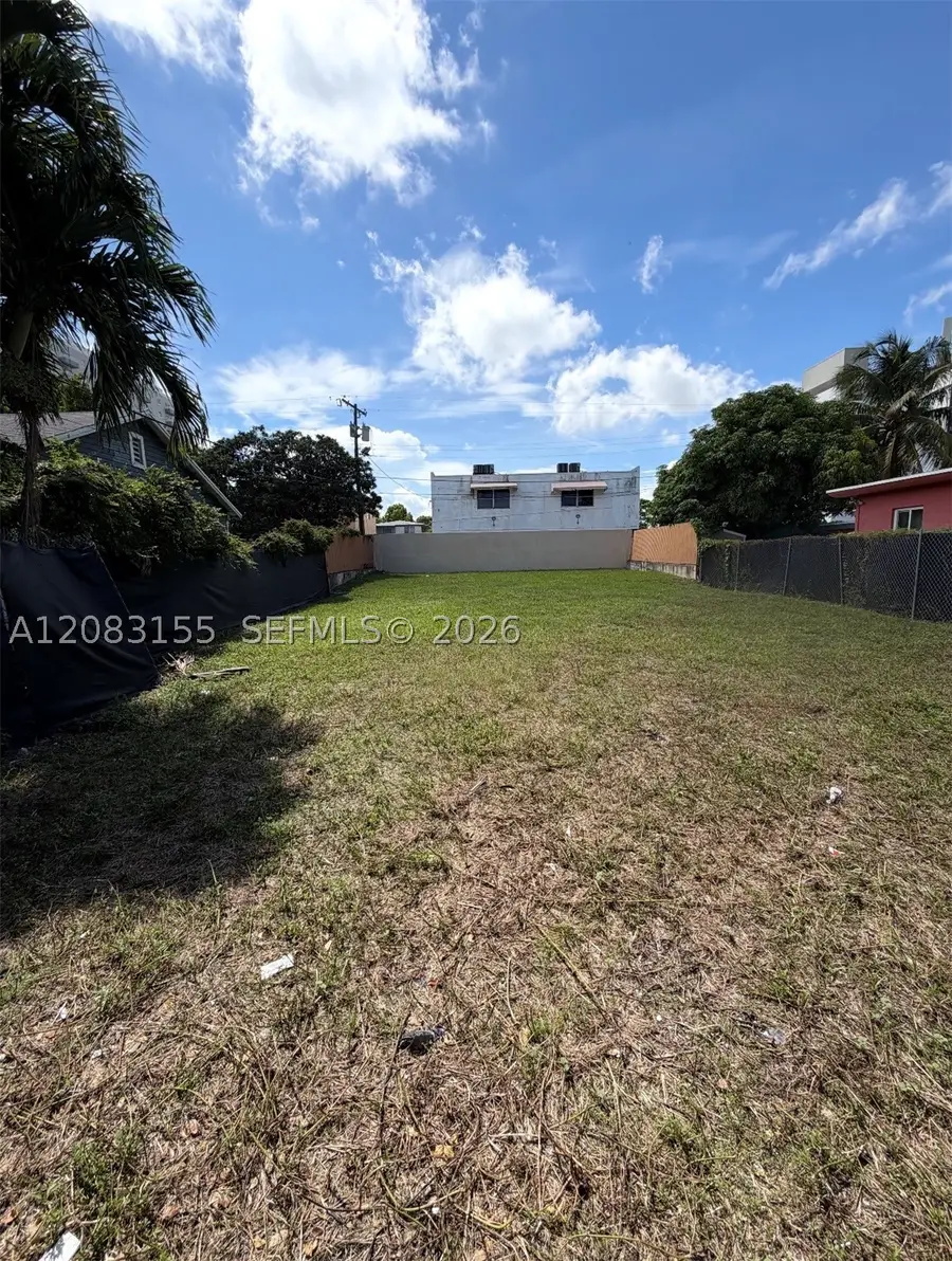 816 NW 21st Ct, Miami, FL 33125 - #3