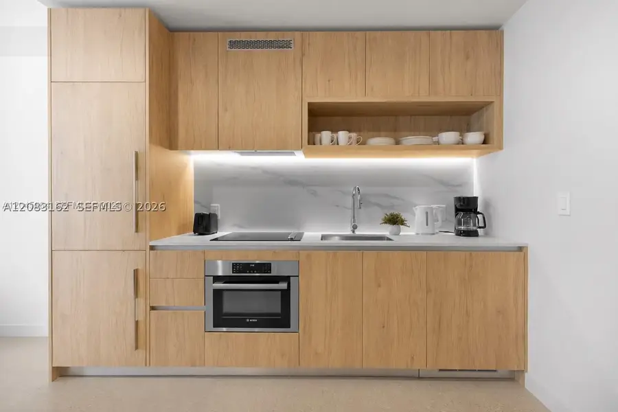 11 NE 6th St #1712, Miami, FL 33132 - #3