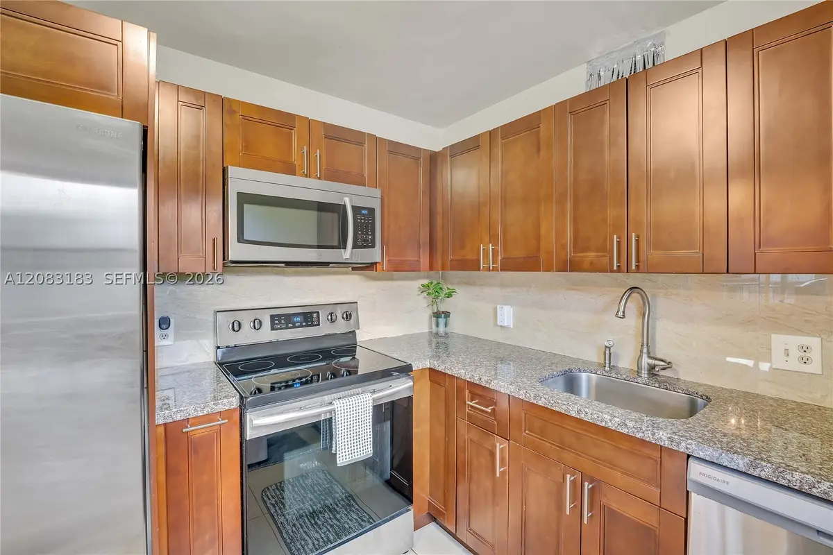 150 SW 134th Way #304R, Pembroke Pines, FL 33027 - #1