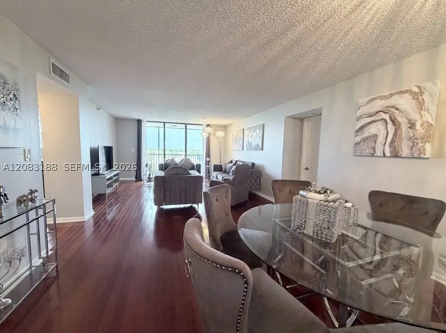 900 NE 195th St #703, Miami, FL 33179 - #3