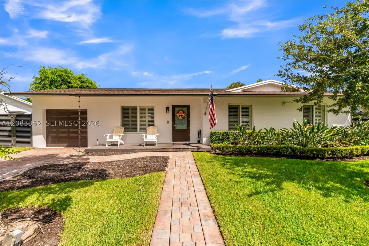 17881 SW 91st Ave, Palmetto Bay, FL 33157 - #1