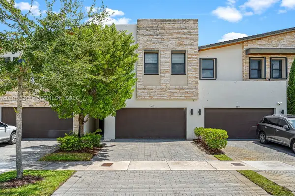 7923 NW 104th Ct, Doral, FL 33178