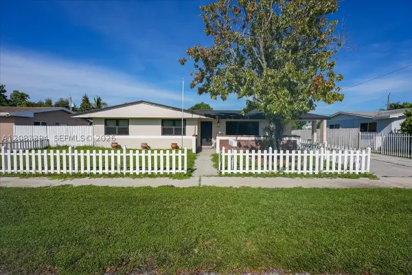 19812 NE 12th Pl, Miami, FL 33179