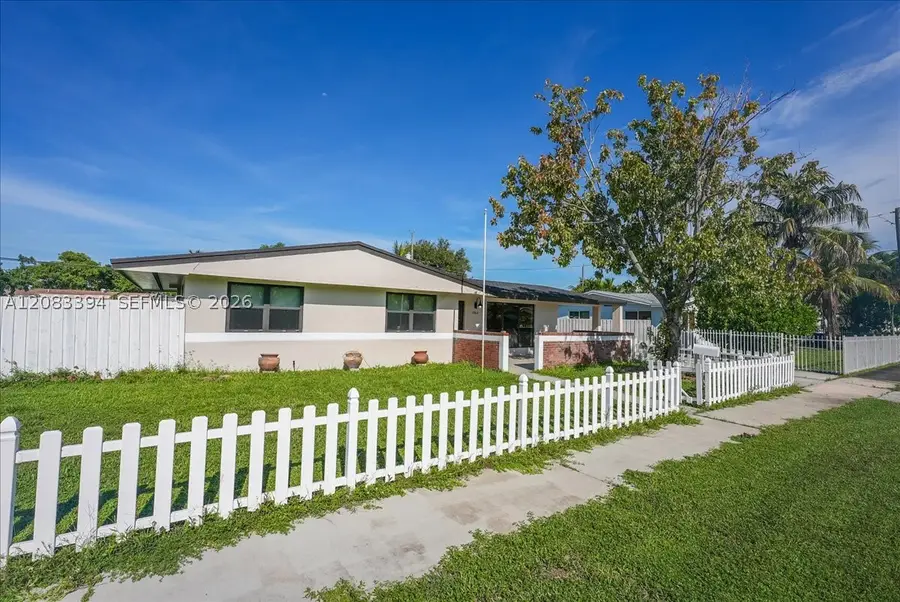 19812 NE 12th Pl, Miami, FL 33179 - #2
