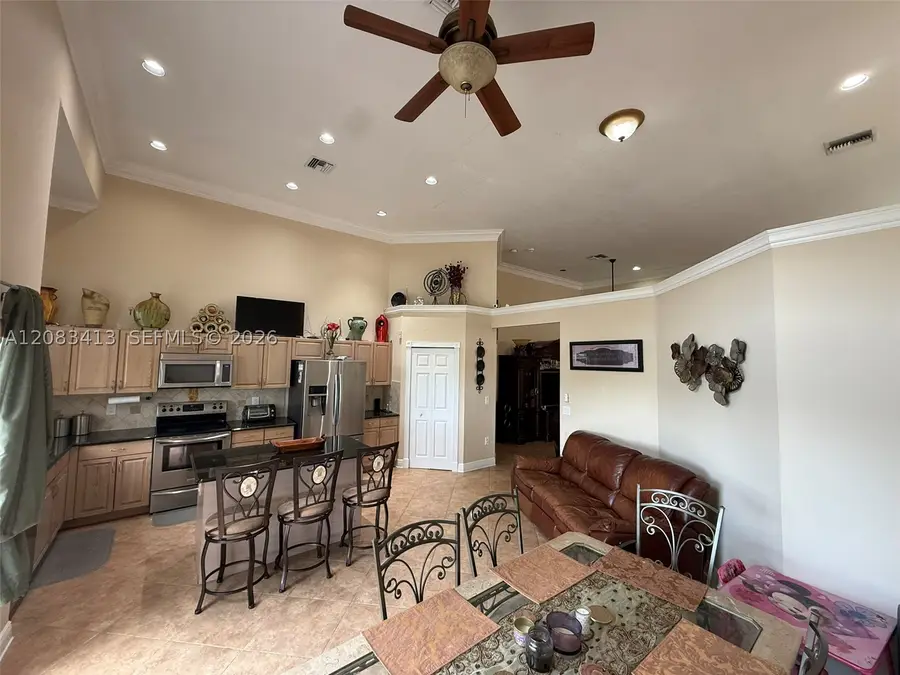 7705 Highlands Cir, Margate, FL 33063 - #2