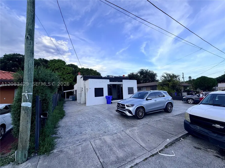 1829 NW 5th St, Miami, FL 33125 - #2