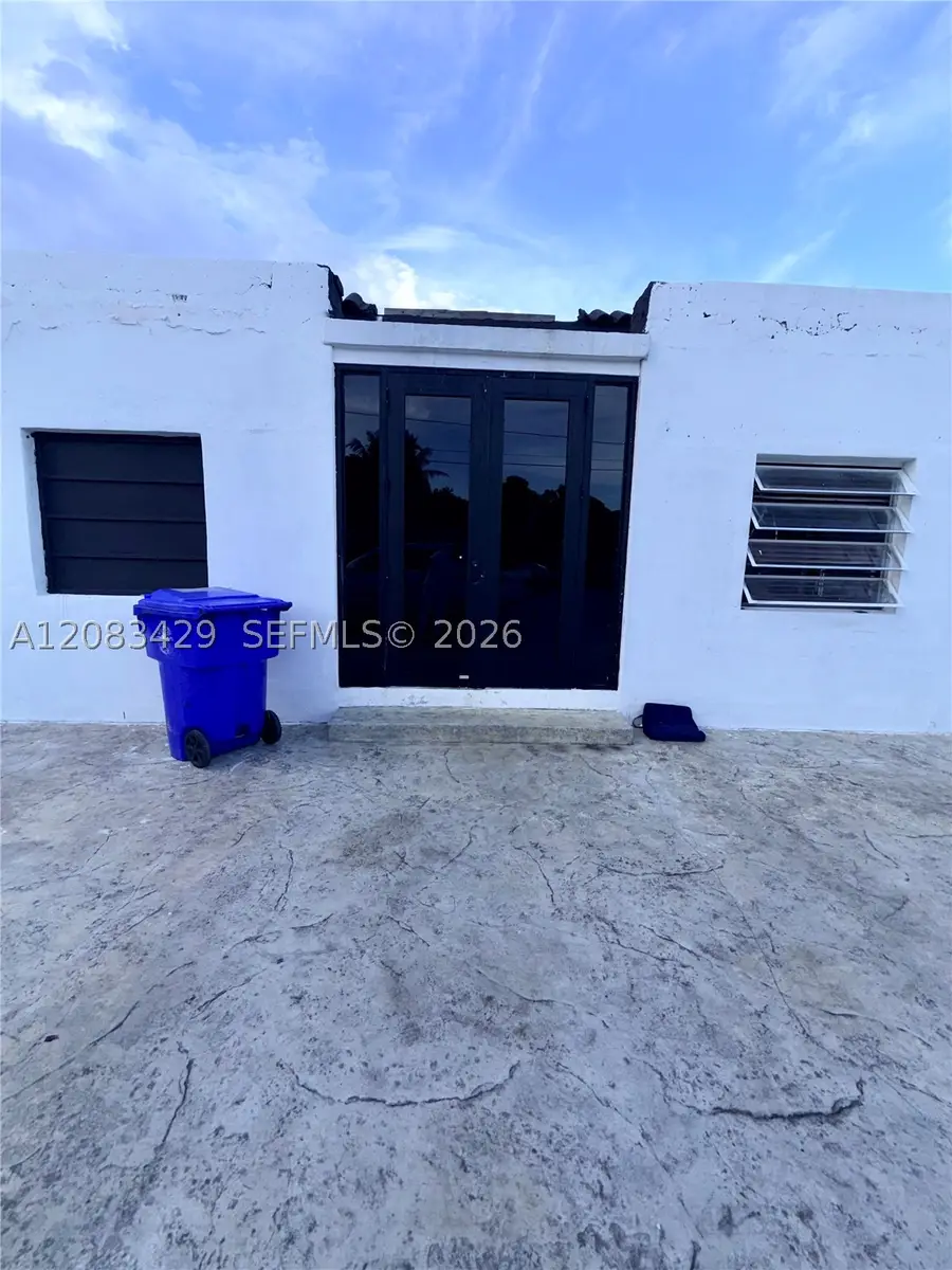 1829 NW 5th St, Miami, FL 33125 - #3