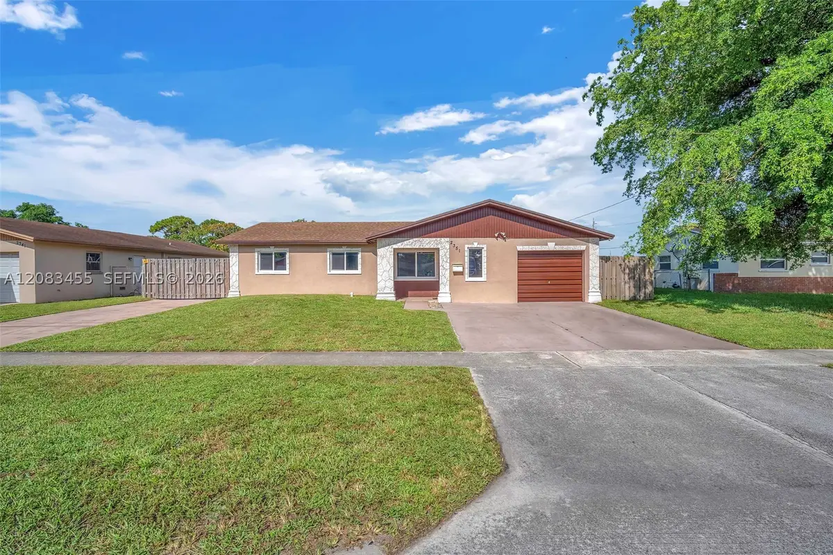 2351 NW 60th Ter, Sunrise, FL 33313 - #1