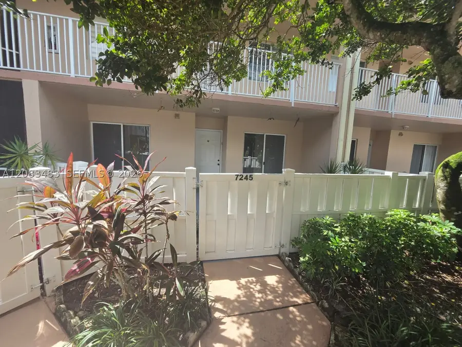 7245 S Devon Dr #112, Tamarac, FL 33321 - #3