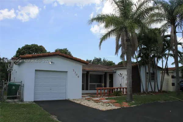 3309 Acapulco Dr, Miramar, FL 33023