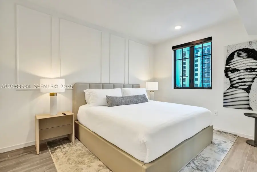 4220 Laguna St #403, Coral Gables, FL 33146 - #2