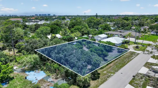 9160 Carolina St, Other, FL 34135