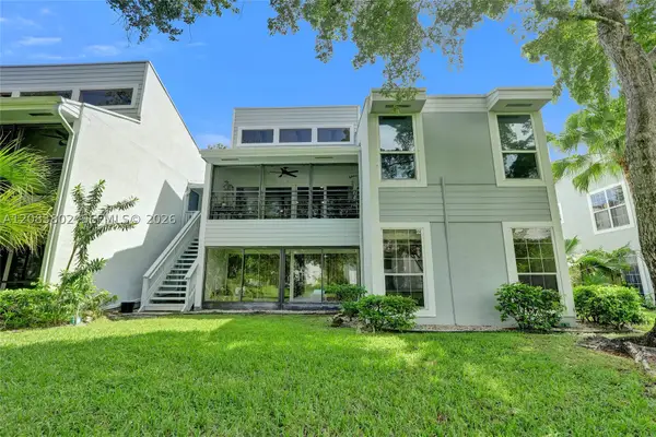 6141 Old Court Rd #229, Boca Raton, FL 33433