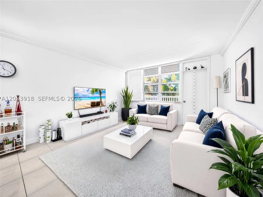 2016 Bay Dr #203, Miami Beach, FL 33141 - #2