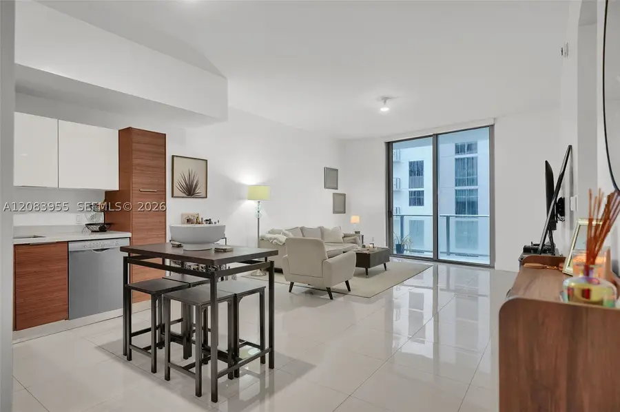1010 SW 2nd Ave #2005, Miami, FL 33130 - #3