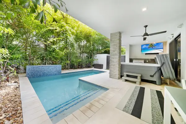 106 NE 16th Ter, Fort Lauderdale, FL 33301
