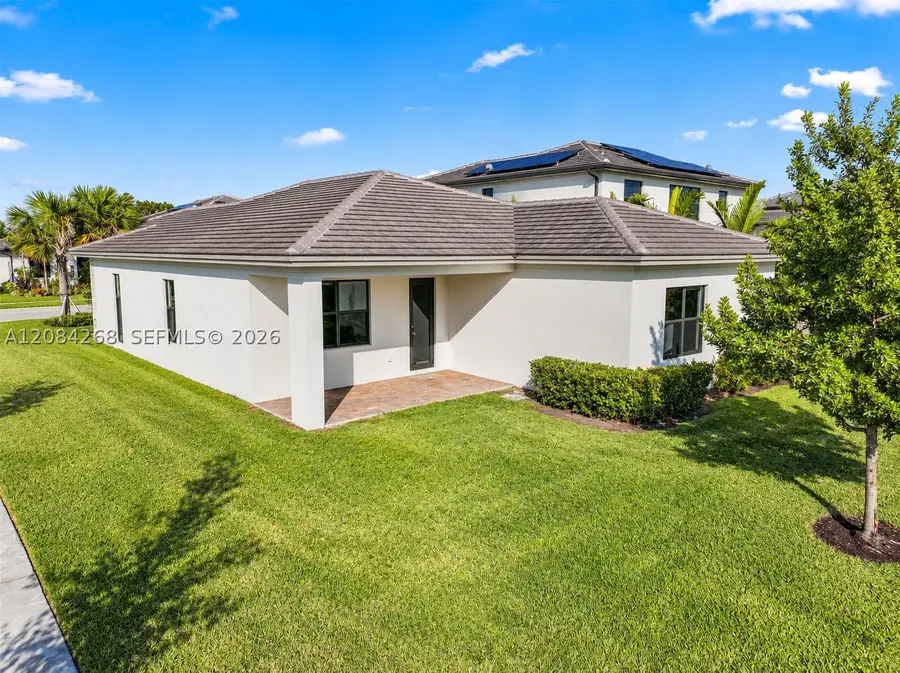 17564 SW 41st St, Miramar, FL 33029 - #2
