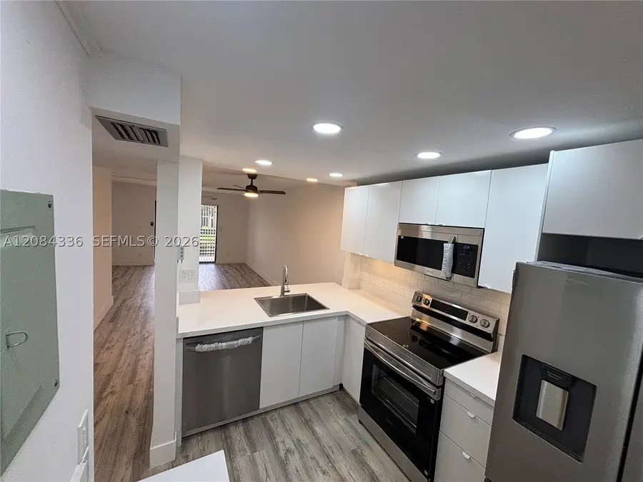 10304 Sunrise Lakes Blvd #209, Sunrise, FL 33322 - #2