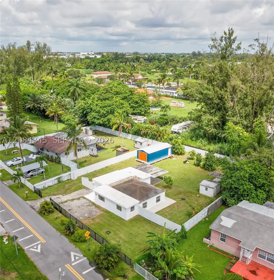 1843 NW 107th St, Miami, FL 33167 - #2