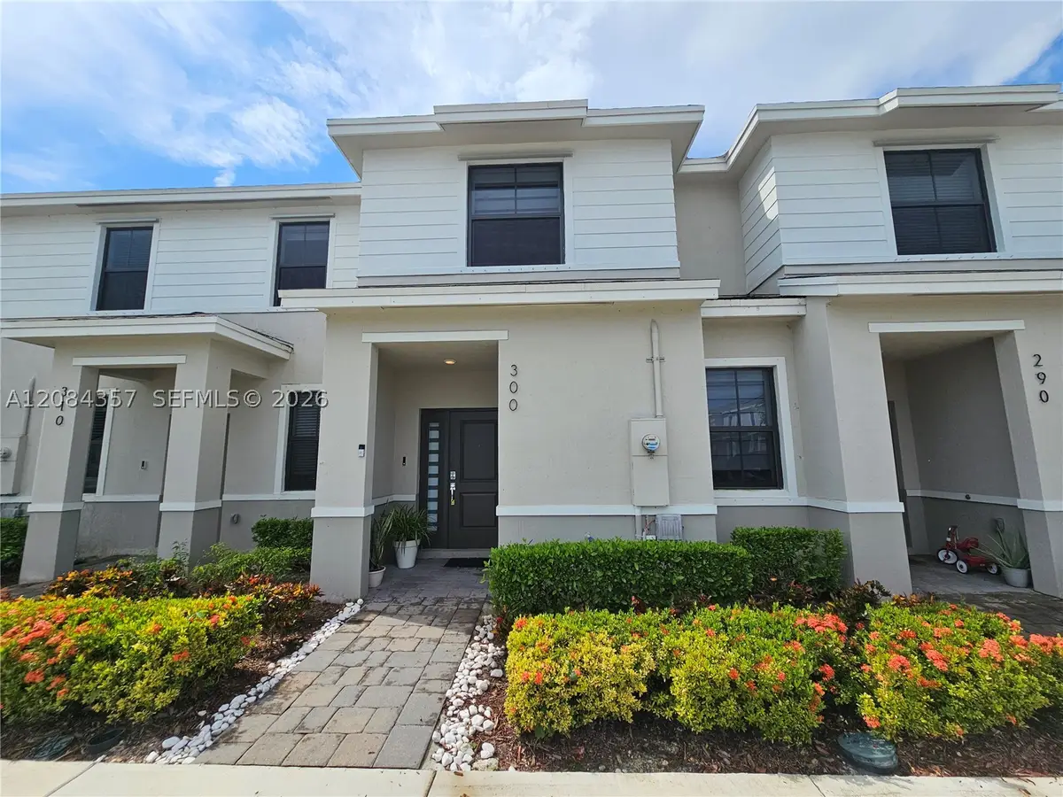 300 NE 12th St, Florida City, FL 33034 - #1