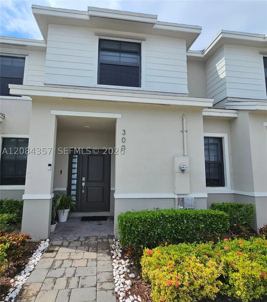 300 NE 12th St, Florida City, FL 33034 - #2