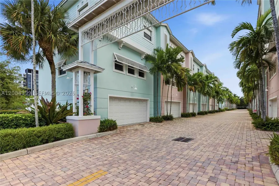 479 NE 1st St, Pompano Beach, FL 33060 - #2