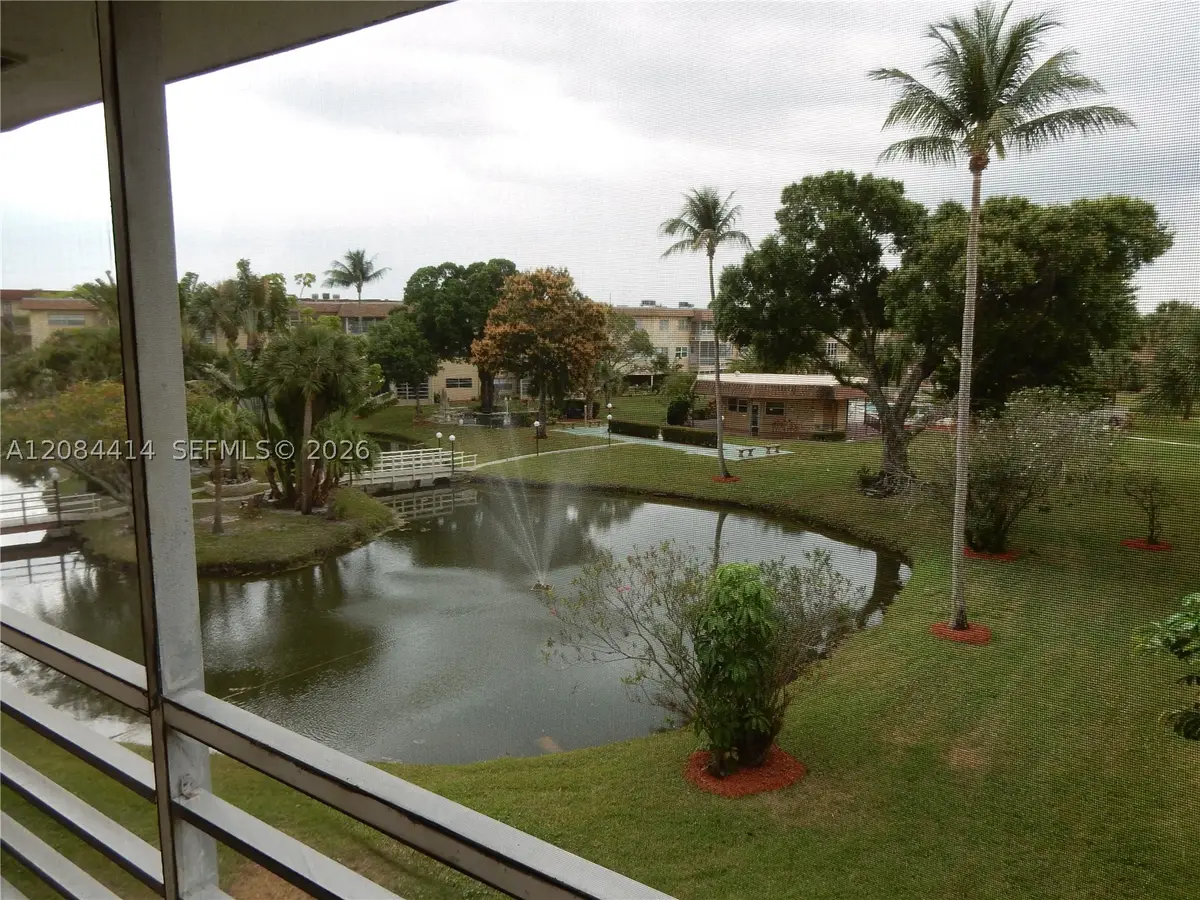 5051 W Oakland Park Blvd #302, Lauderdale Lakes, FL 33313 - #1