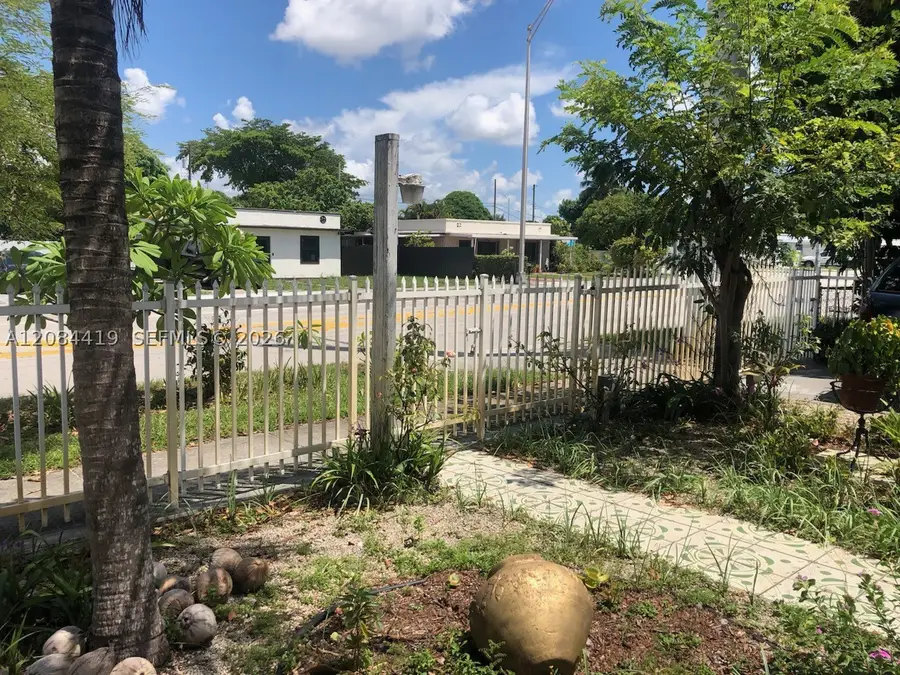 770 E 17th St, Hialeah, FL 33010 - #2
