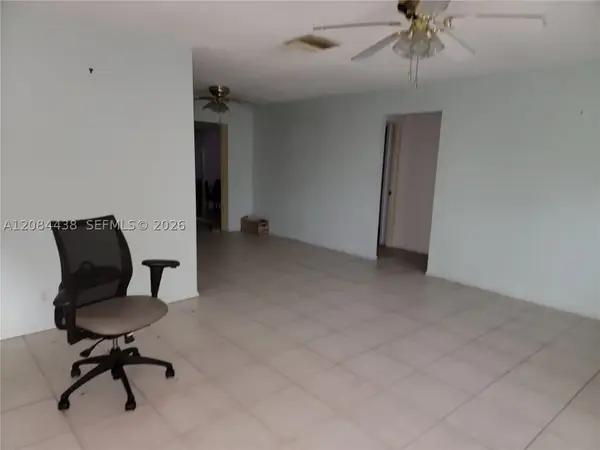 5712 NW 68th Ter, Tamarac, FL 33321