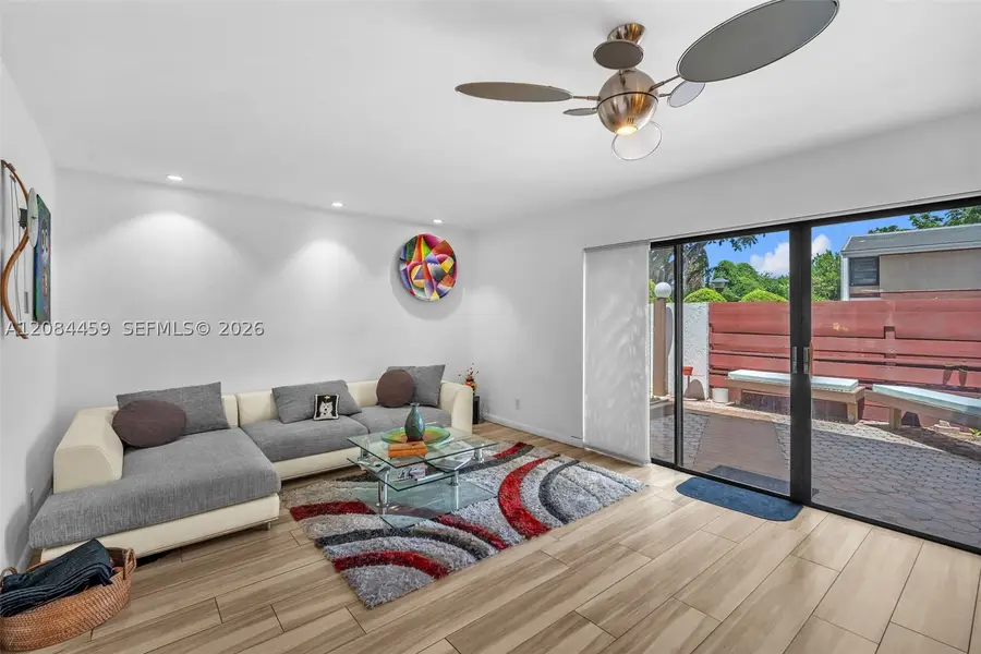 3908 Parkside Ln #229, Hollywood, FL 33021 - #3