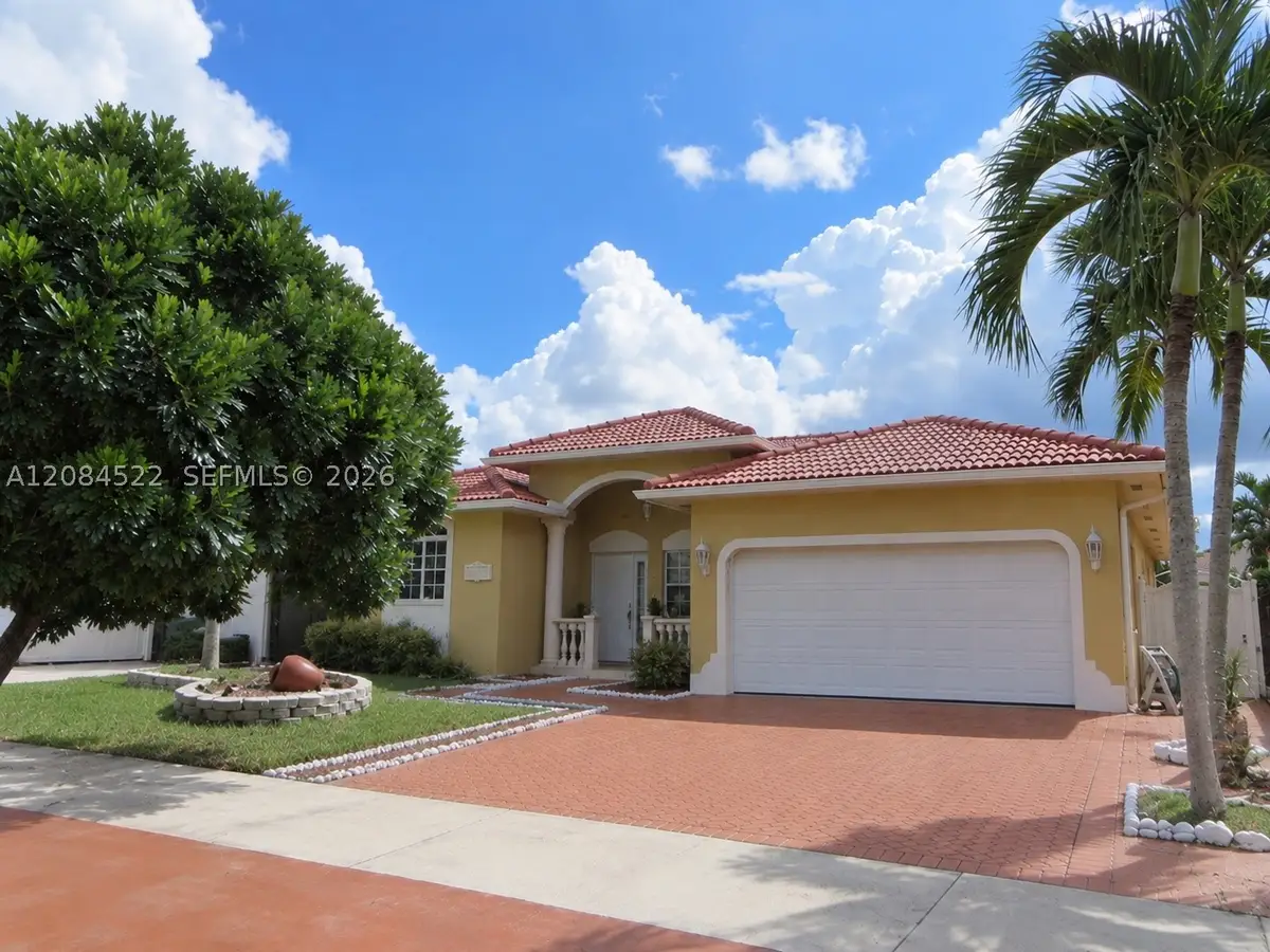 18201 SW 144th Ct, Miami, FL 33177 - #1