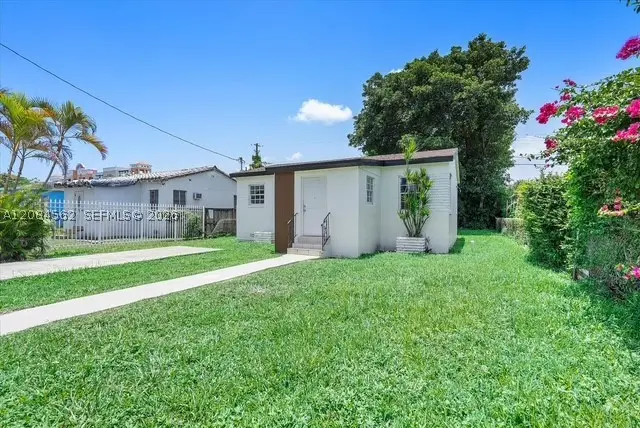 1530 NW 55th St, Miami, FL 33142 - #1