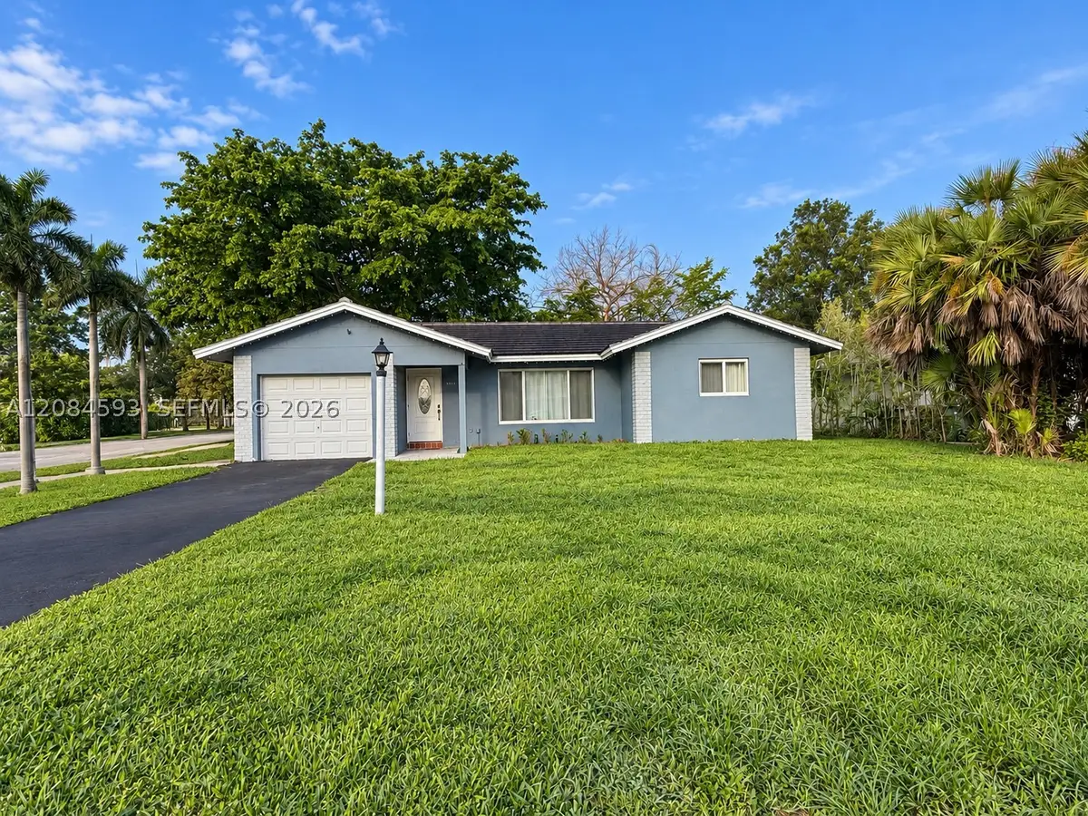 8001 NW 108 Ave, Tamarac, FL 33321 - #1