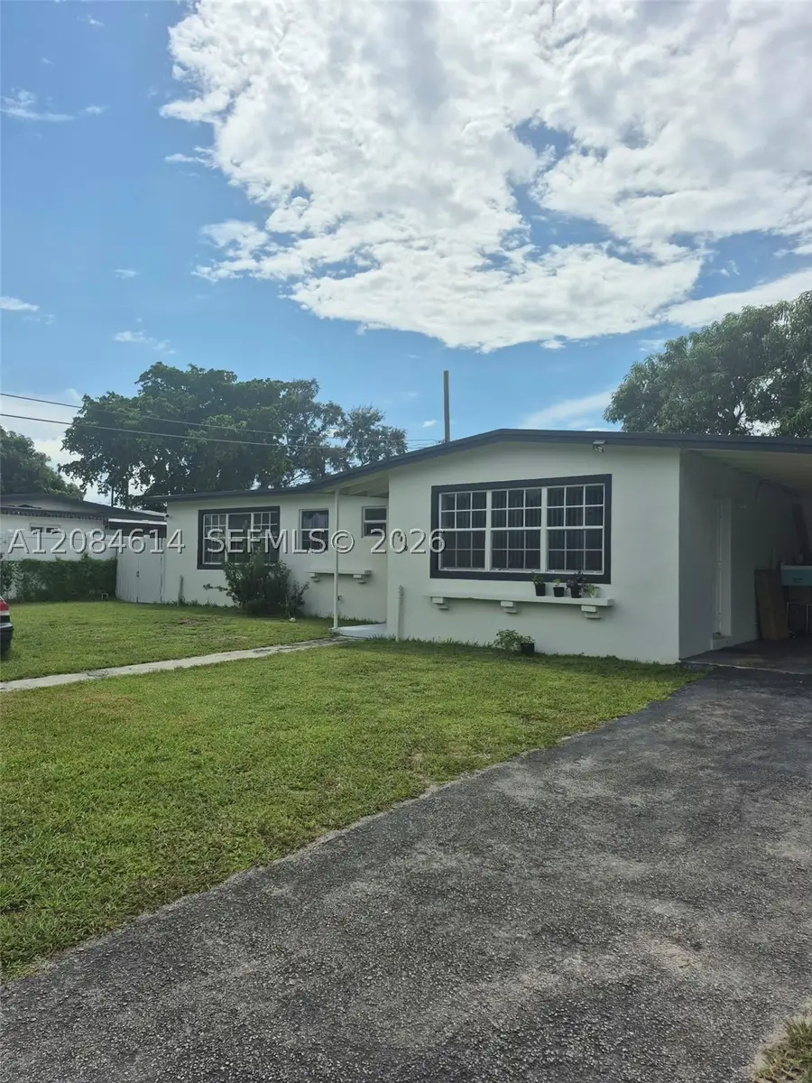 3810 NW 195th St, Miami Gardens, FL 33055 - #2