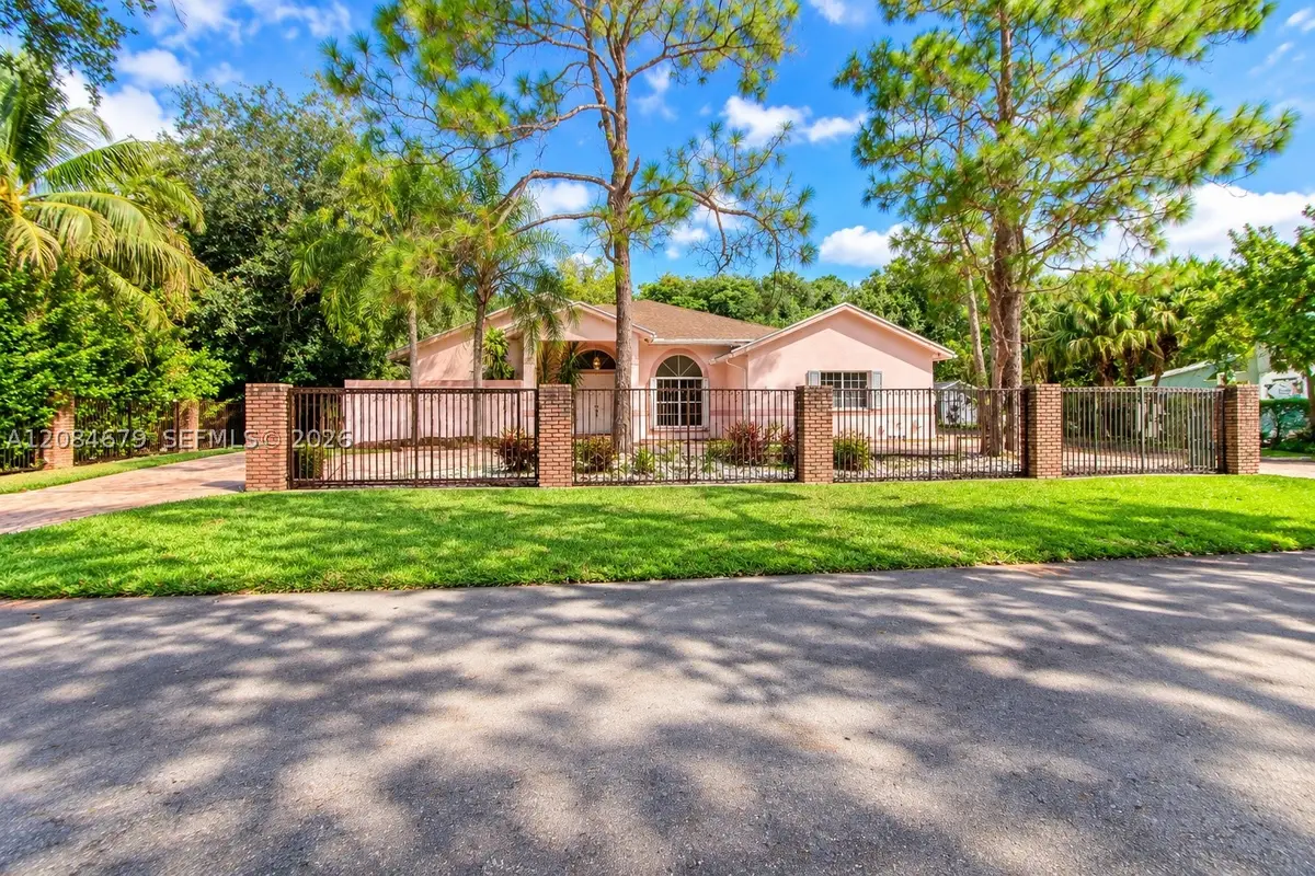 17401 SW 266th Ter, Homestead, FL 33031 - #1